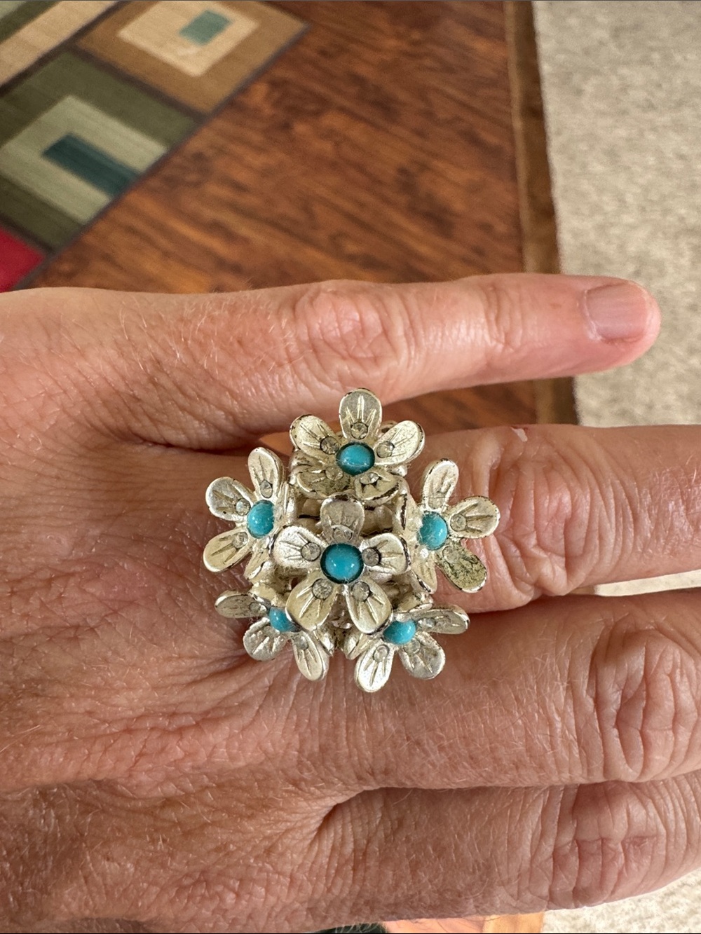 Turquoise Floral Cluster Statement Ring - Silver Tone